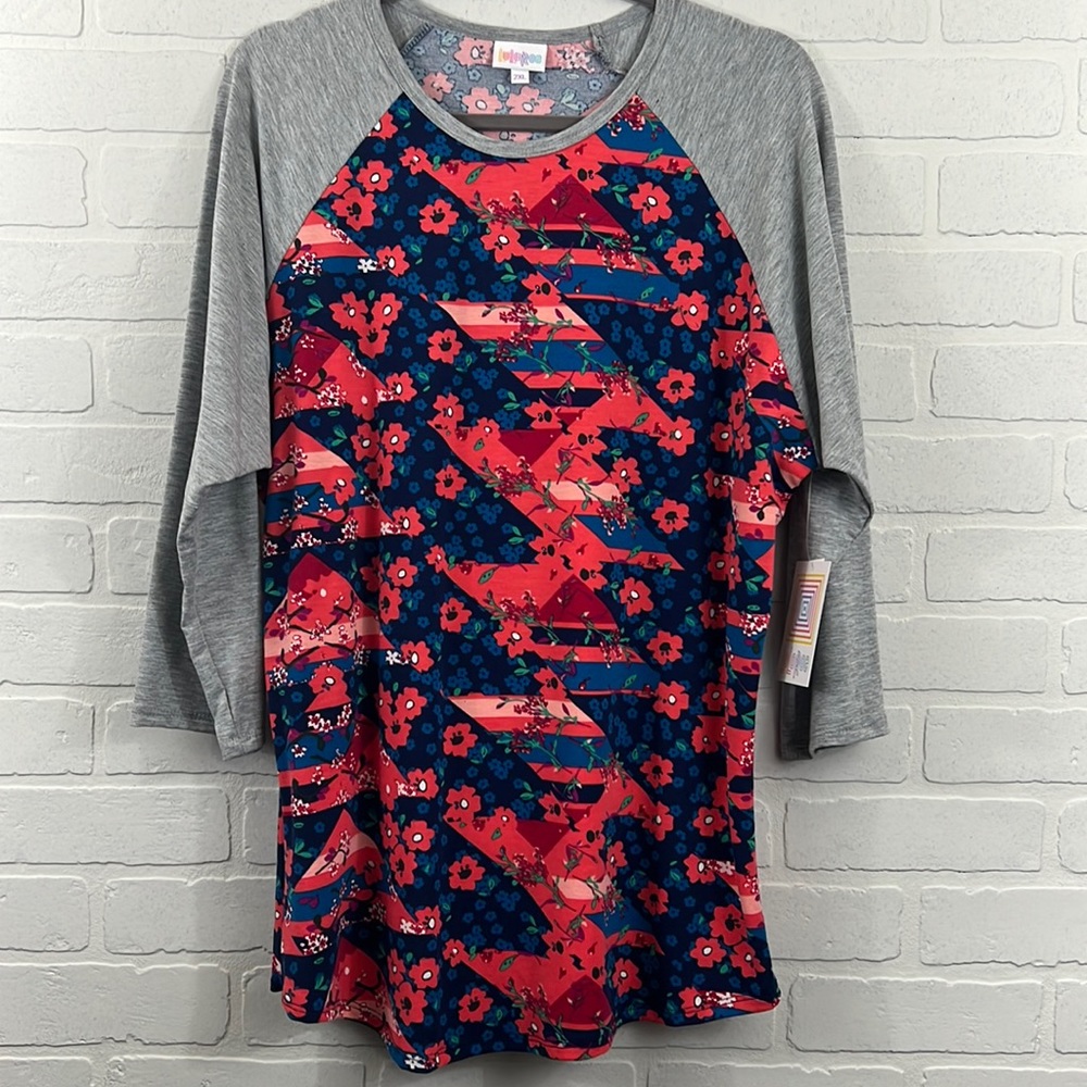 LuLaRoe Randy 3/4 sleeve shirt - NWT 2XL